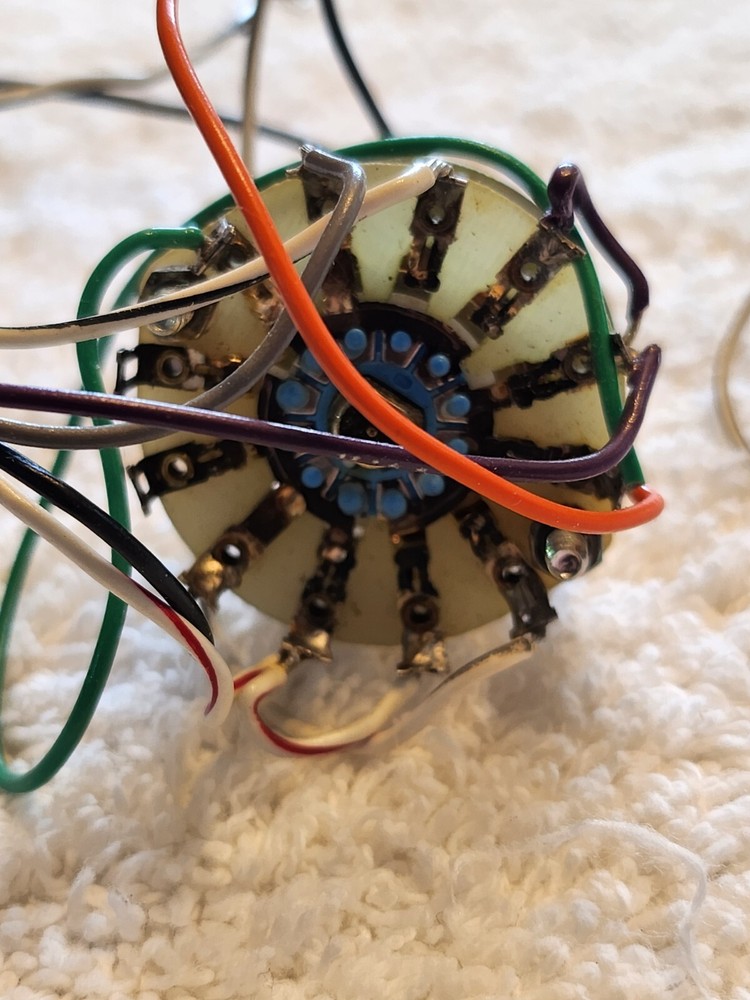 3 POSITION 12 PIN PANEL MOUNT SWITCH W/KNOB TESTED