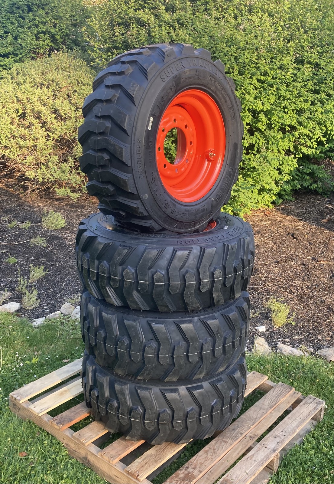 4-12-16.5 Skid Steer Tires/Rims for Bobcat S630,S650 & more-12X16.5-14PLY