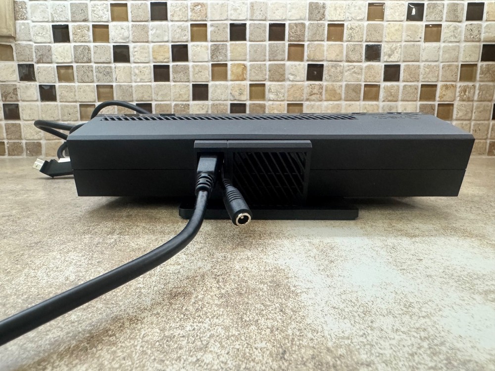 Microsoft Xbox One Kinect Motion Sensor Black Model 1520