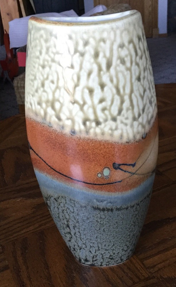 Ceramic Pottery Vase 10” EUC! Possibly Southwest?