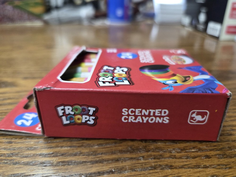 Front Loops Scented Crayons 24pack