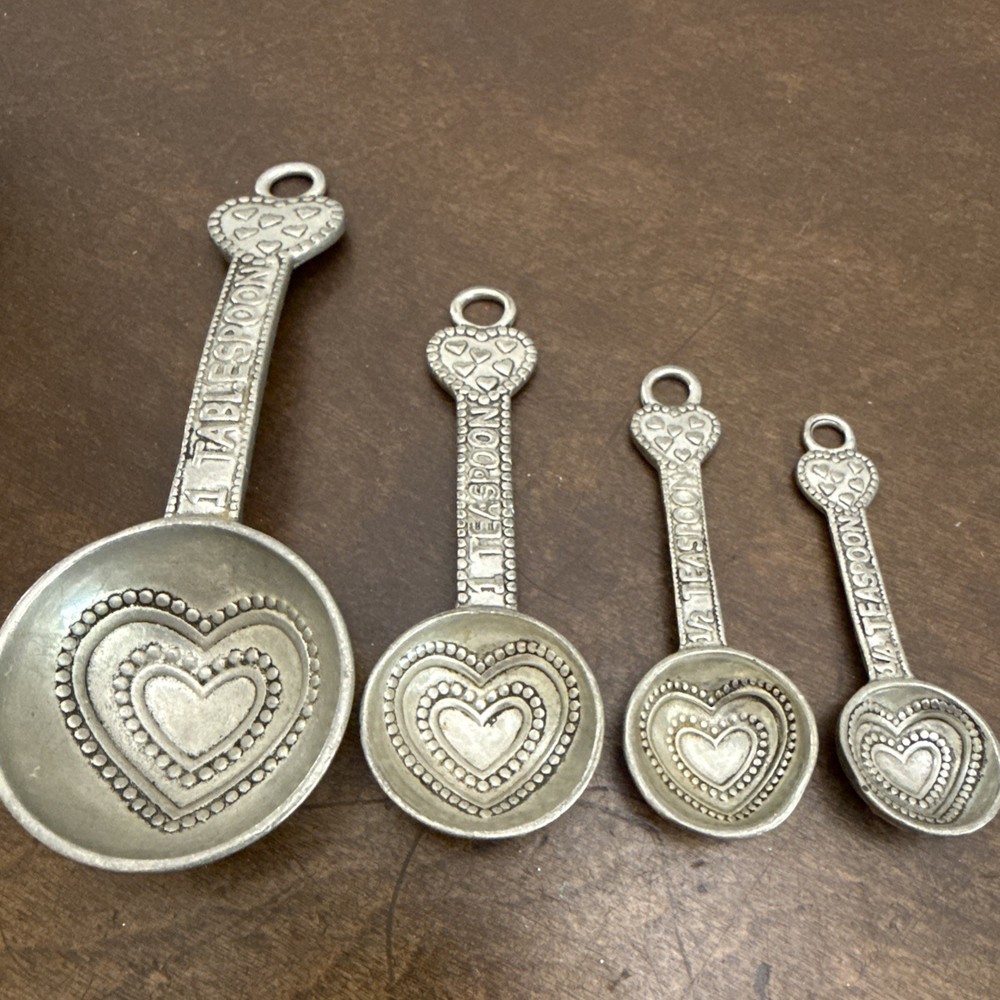 Ganz 4 Pc Measuring Spoon Set Hearts