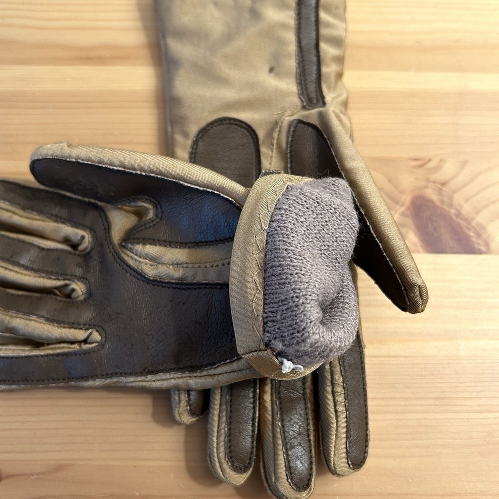 Isotonor Beige Gloves Nylon Polyester Size Small - Medium WARM INSIDE
