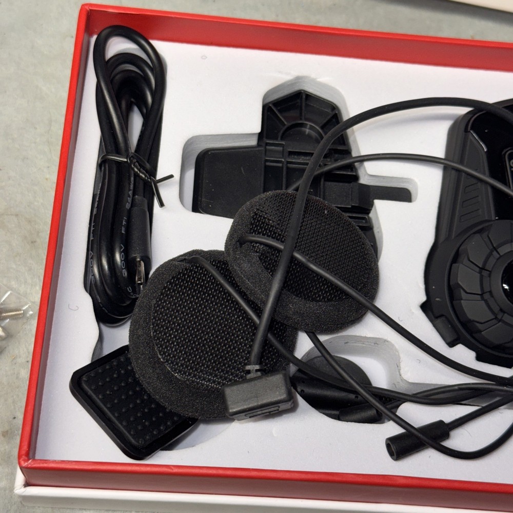 Moman CP-E Compack Edge Headset Helmet Intercom 1- Rider Kit UNTESTED