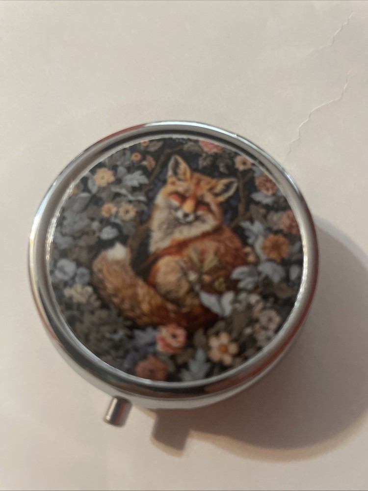 Fox Pill Box Organizer