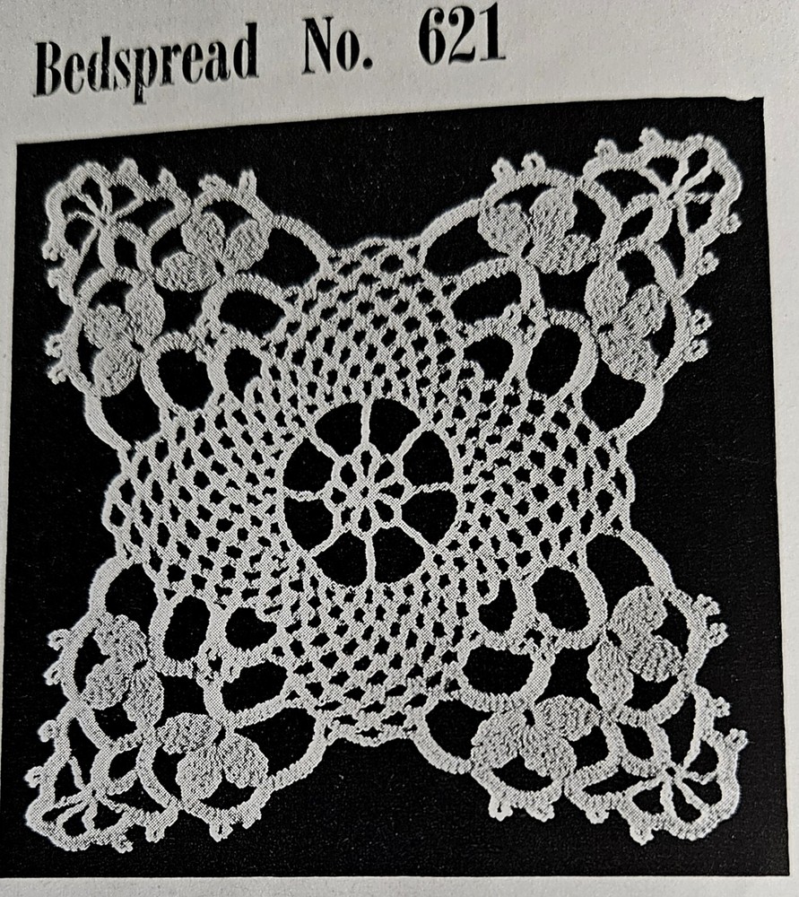 BEDSPREAD Tablecloth NOVELTY CROCHET PATTERNS LILY 102