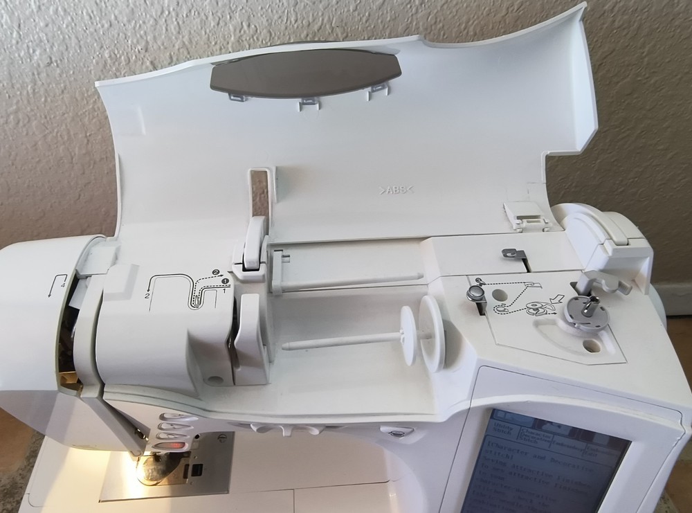 Brother Pacesetter ULT2001 high-end computerized sewing and embroidery machine.