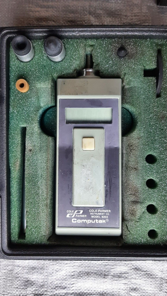 Cole Parmer 8203 Computak Tachometer with Case