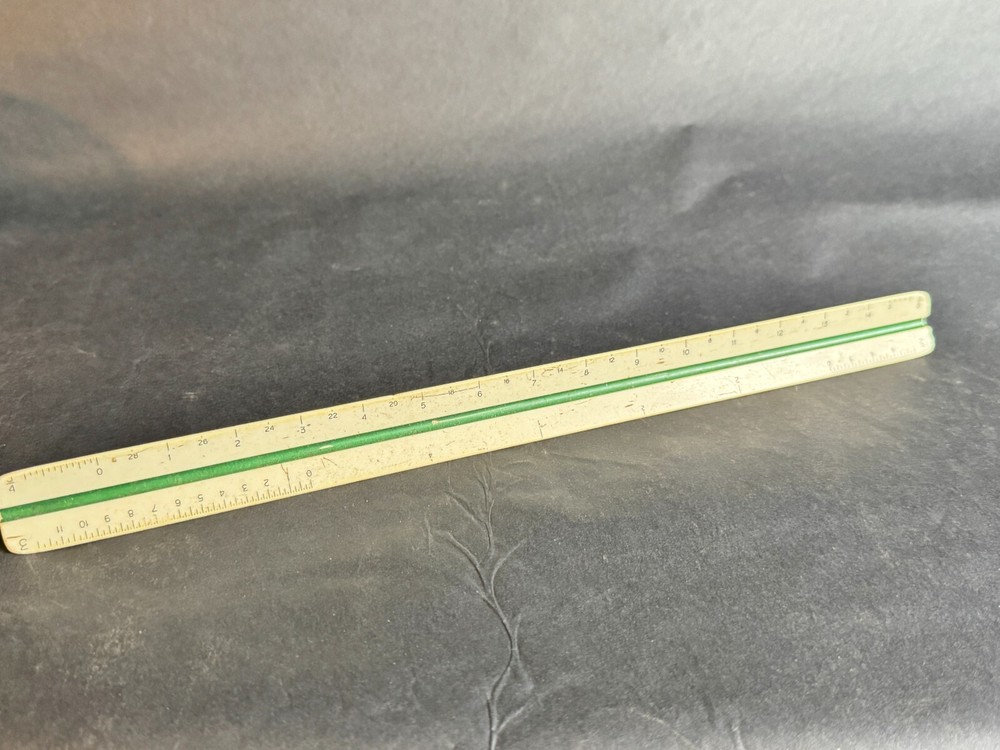 VINTAGE TECNOSTYL TRIANGLE  DIVIDED RULE RULER MEASURE