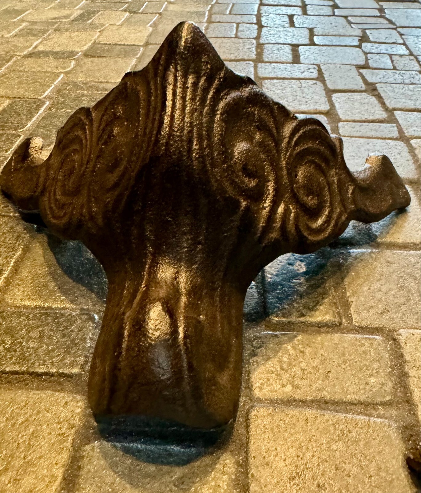 4; Furniture Legs 5.75" Cast Iron Metal Claw foot Tub Wood Stove Feet Salvage