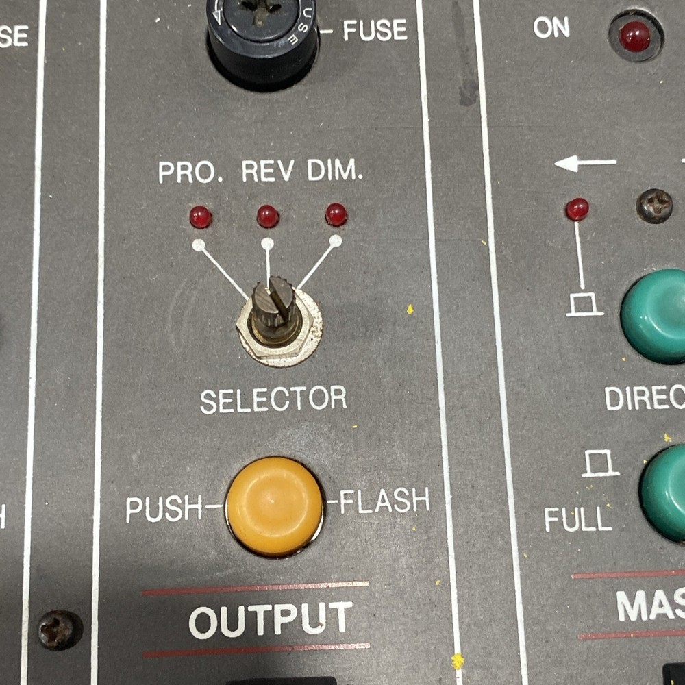 MBT LC4800 Professional Light Controller/MAR649