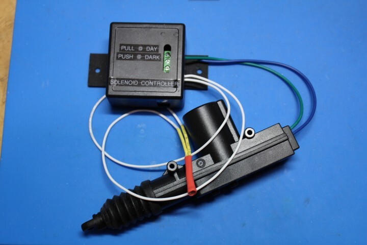 12V-2A SOLENOID CONTROLLER- SINGLE PULSE @ DUSK AND REVERSE SINGLE PULSE @ DAWN