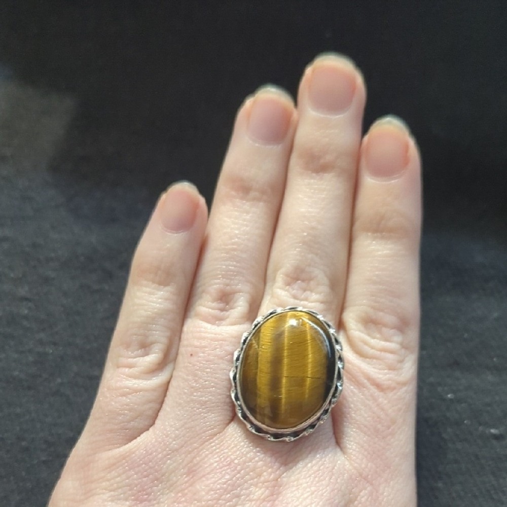 Silver Plated Brown Tiger's Eye Gemstone Oval Statement Ring - Size 8.75