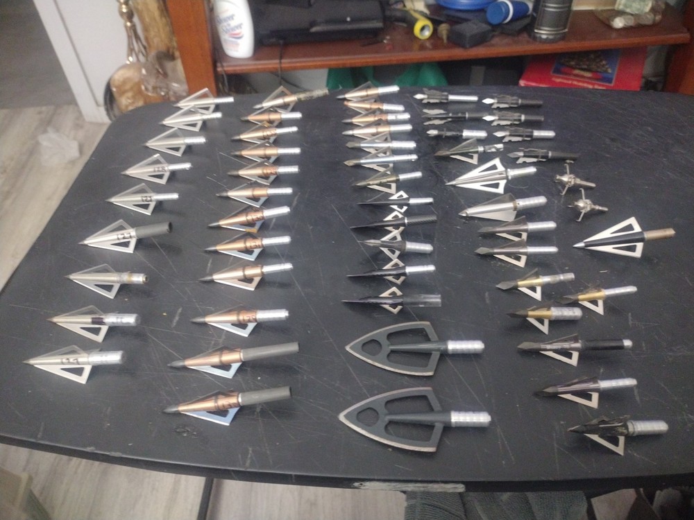 Archery Broadhead Miscellaneous Lot Compound / Recurve Assorted Sizes & Weights
