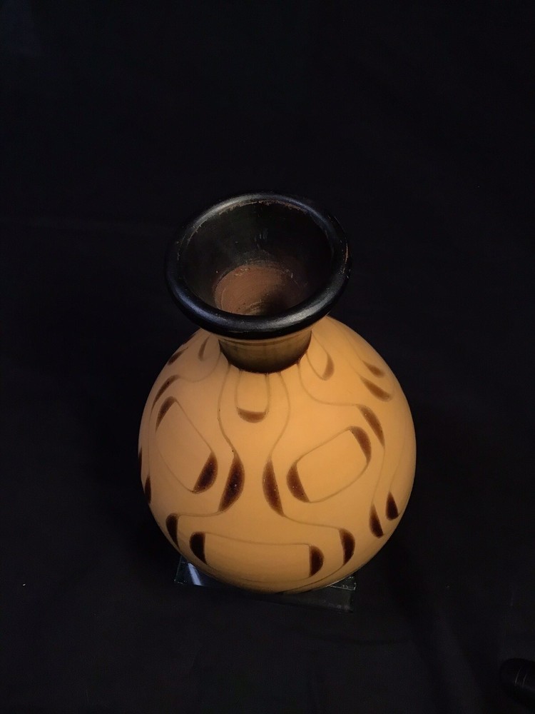 Chulucan Pottery Vase