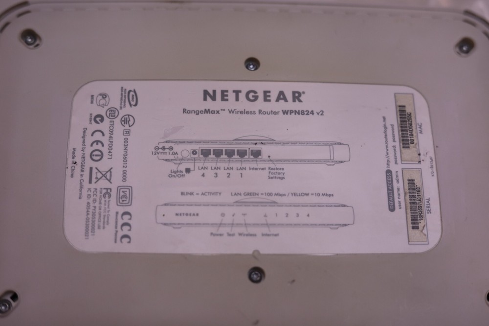 Netgear RangeMax Wireless Router WPN824