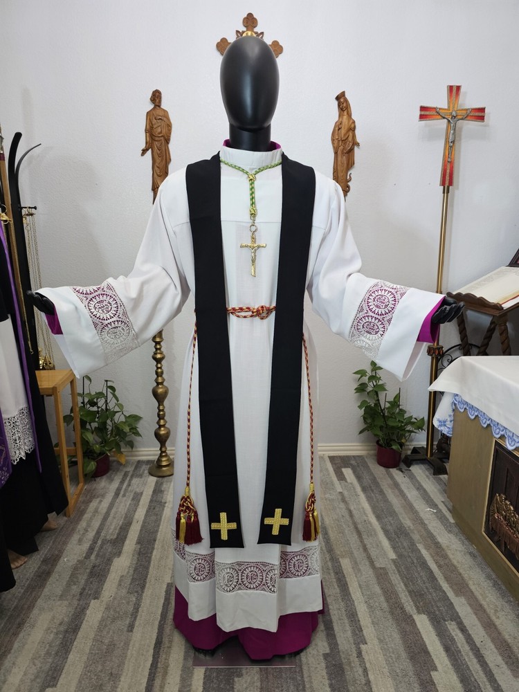 BLACK REQUIEM CHASUBLE + STOLE (BLK0011)