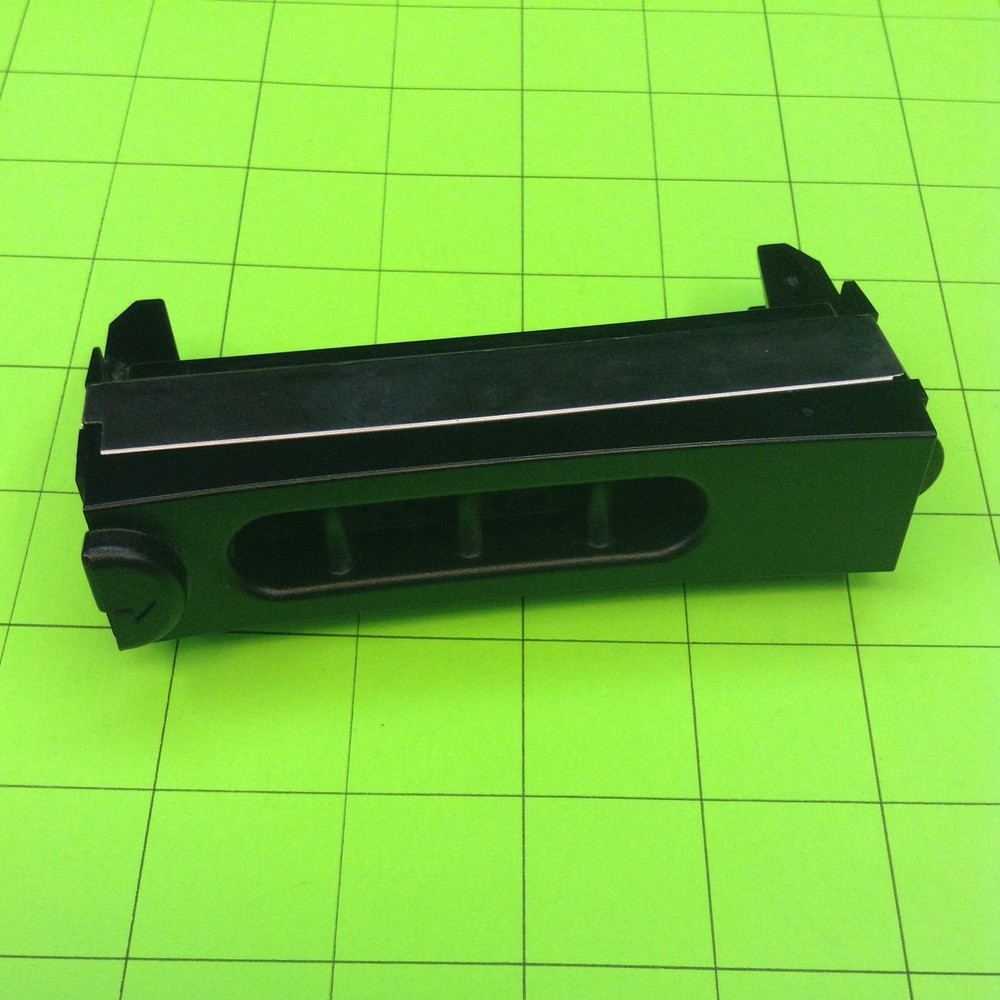 Dell Poweredge 2970 Computer Server Empty Drive Slot Insert Part