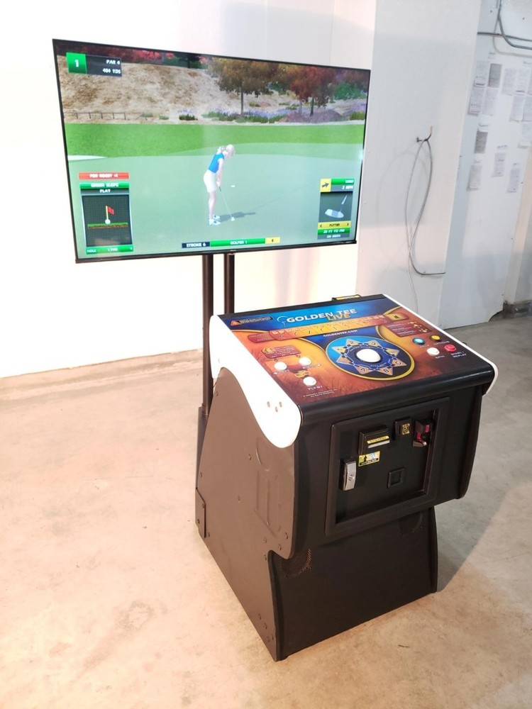 7' VALLEY COMMERCIAL COIN-OP POOL TABLE