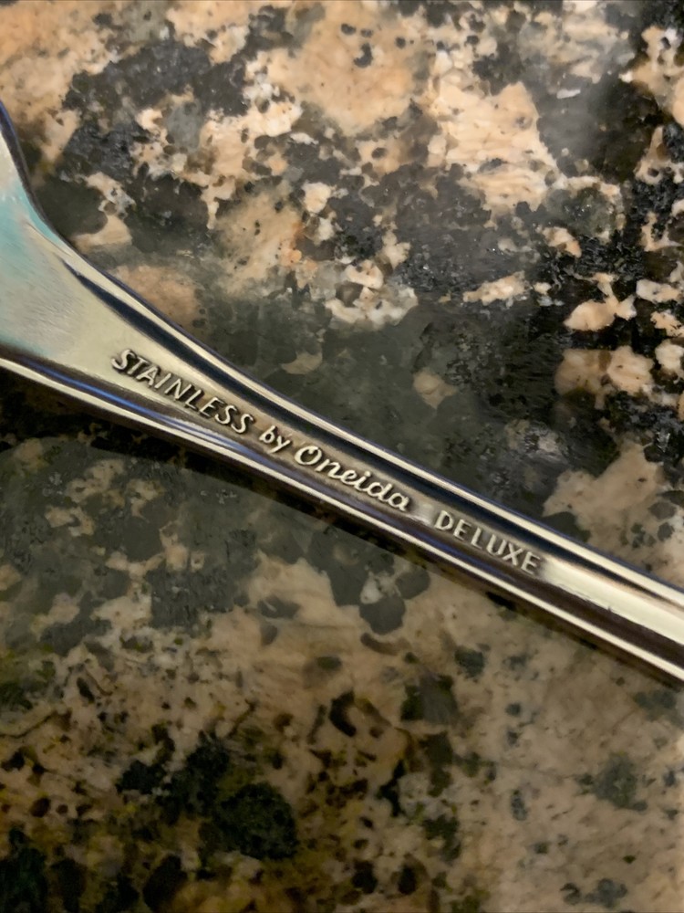 Oneida SUTTON PLACE Deluxe Stainless Silverware YOUR CHOICE Flatware