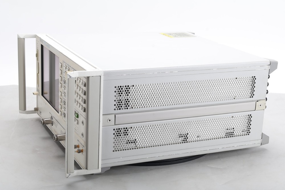 Agilent 8753ES S-Parameter Network Analyzer With Options 1D5 and 075 - Fair