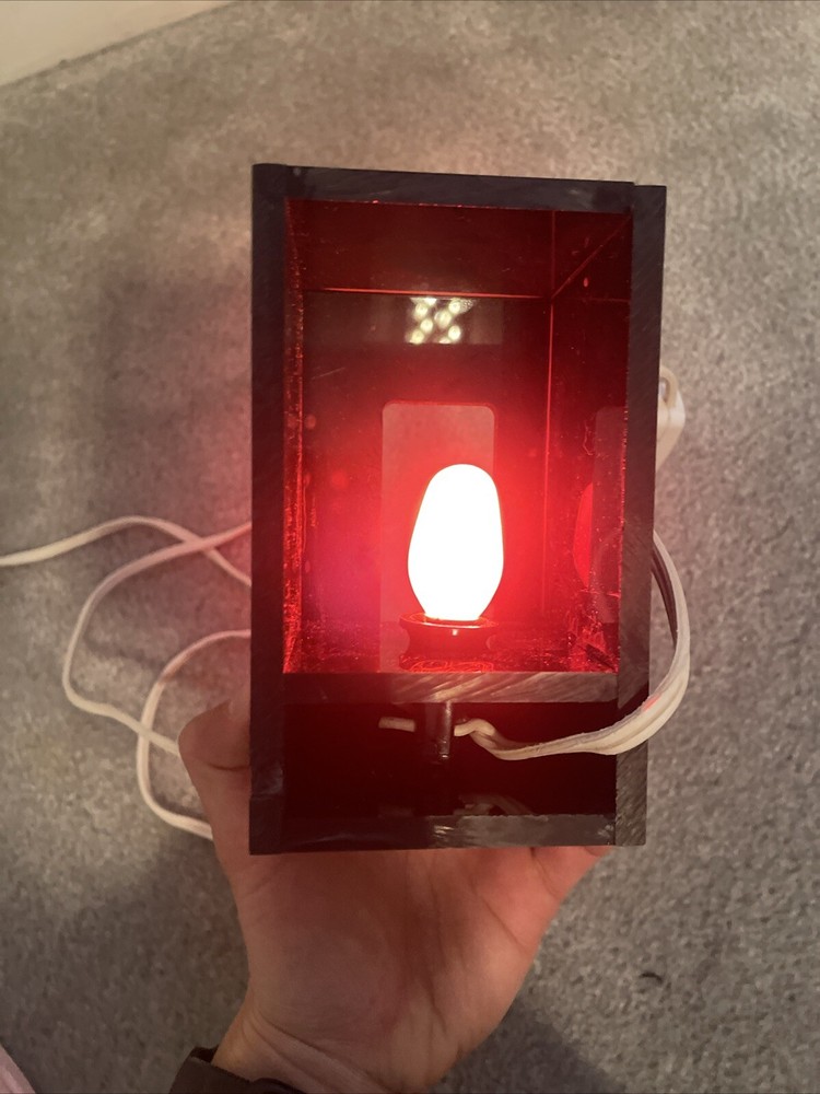 Red Emergency Lamp Light UND LAB INC LIST Rectangle Black Box