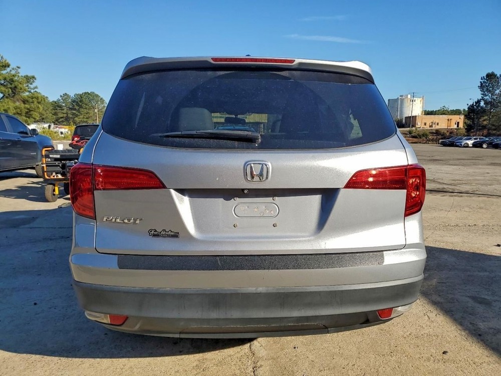 PILOT 2016 Glove Box 4993774