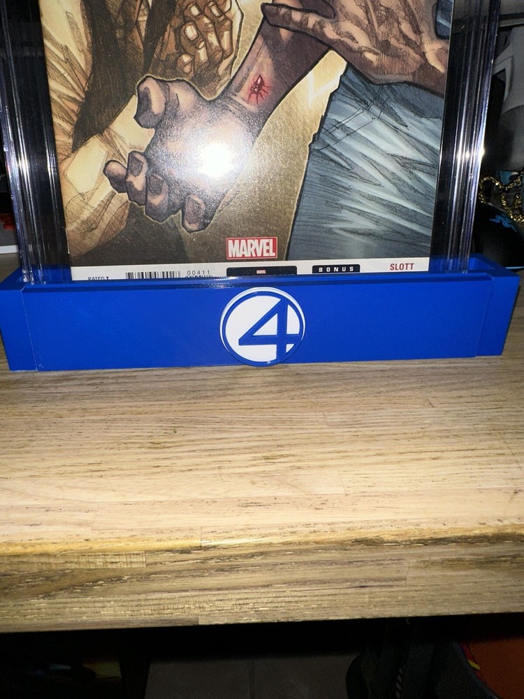 Fantastic Four Comic Book Stand - Graded/Raw Comics 3D Printed