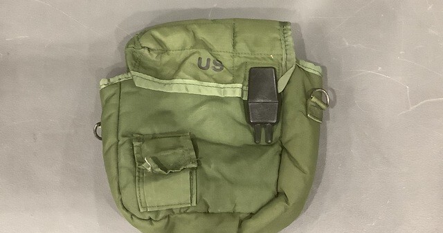 US Military 2 Quart Canteen Cover Pouch, Insulated, OD Green 2 QT WITH SLING