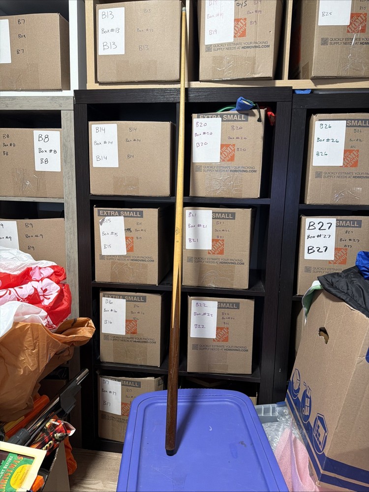 Valley Supreme Pool Cue 19oz 57.75" k-4 needs tip