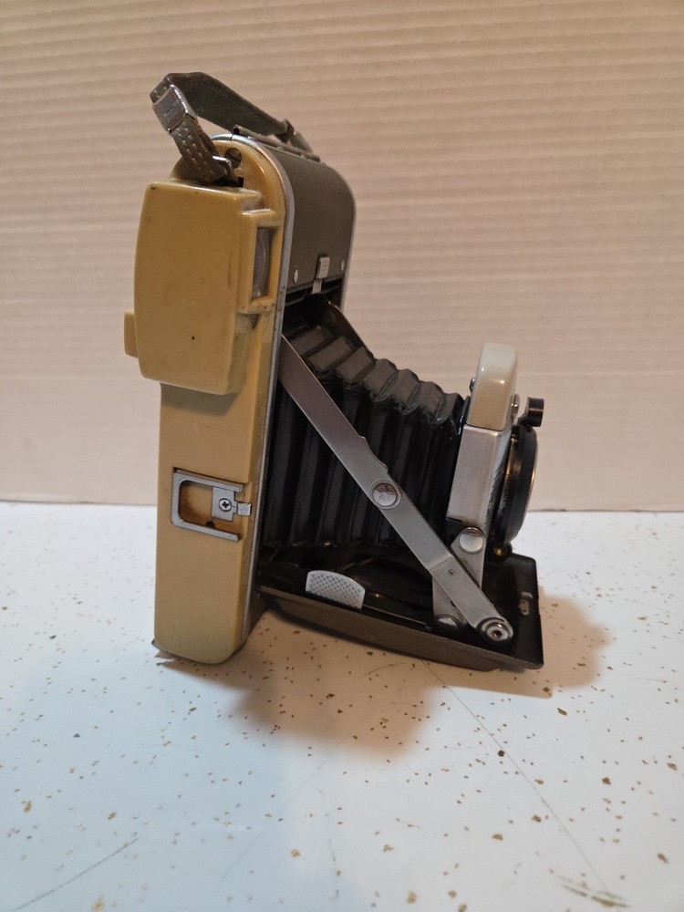 Polaroid Land Camera Model 80B - Untested AS IS CONDITION