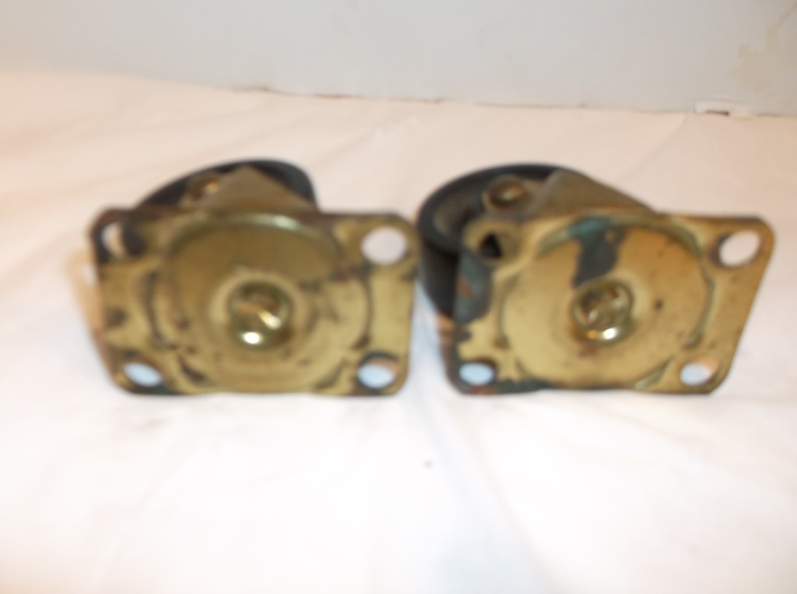 Vintage SWIVEL FURNITURE CASTORS 1-1/2" Wheels Brass Swivels - Lot of 2