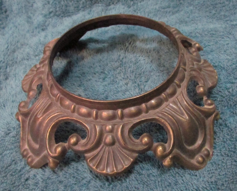 6⅝" Round Ornate Victorian or Rococo Style BRASS LAMP BASE w Scrollwork & Shell