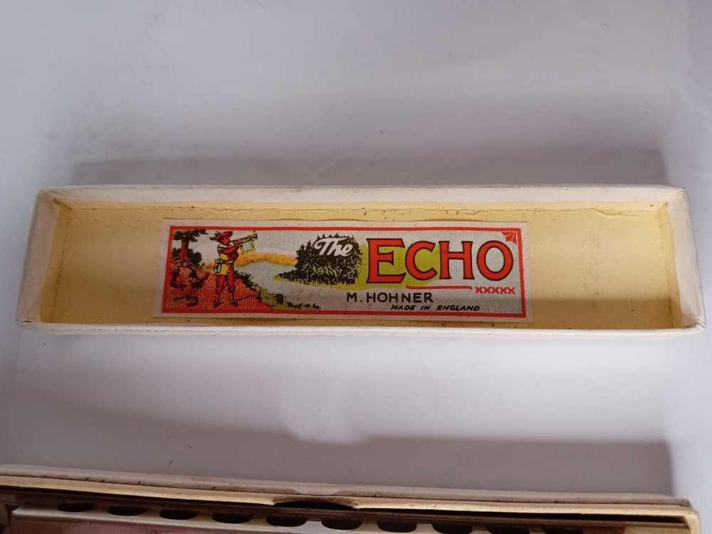 Vintage Echo M. Hohner Harmonica Key G