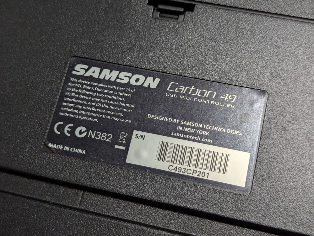 Samson Carbon 49 USB White MIDI Keyboard Software Controller