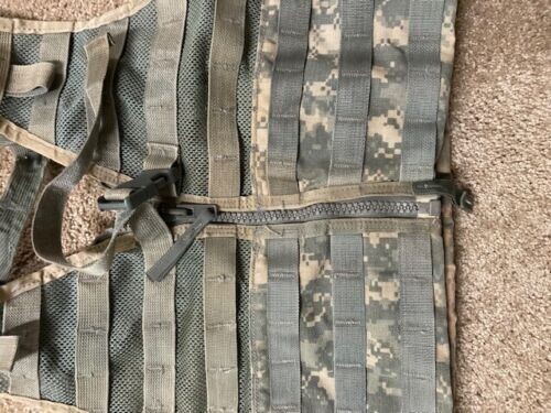 MOLLE II FLC Fighting Load Carrier VEST w/ 2 TRIPLE MAG POUCHES ACU US Army VGC