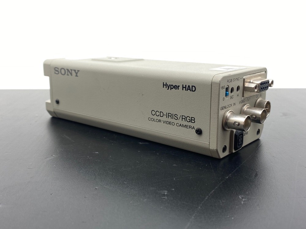 Sony DXC-151A CCD-RIS/RGB Color Video Camera Hyper HAD