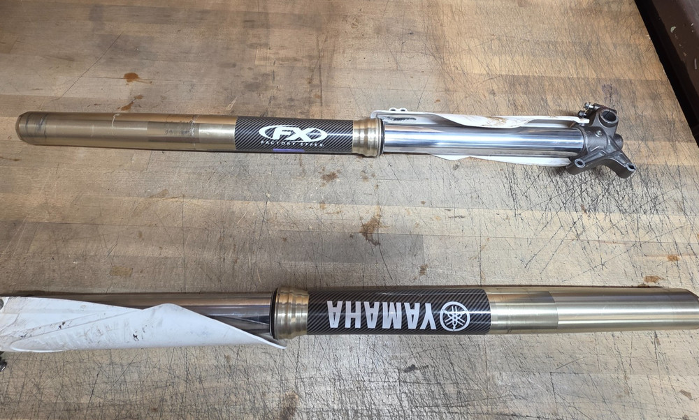 2014 YAMAHA YZ 250F OEM FRONT SHOCKS