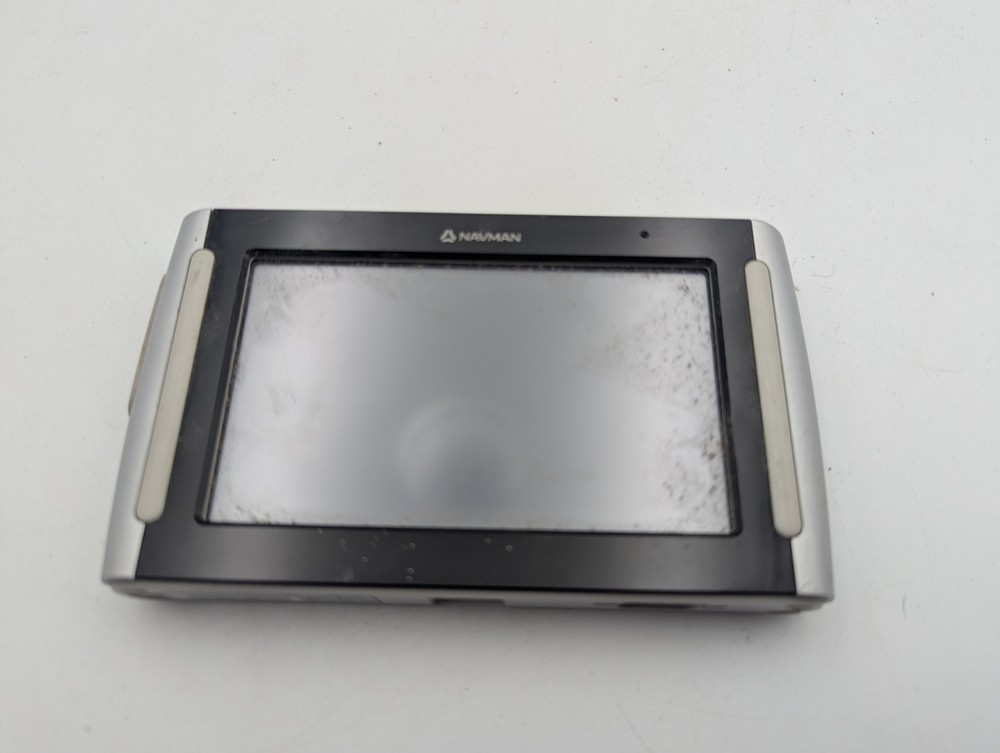 Navman S90i