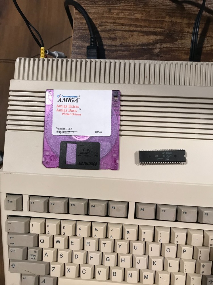 Vintage Working Amiga 500 Computer Techno Sampler Setup