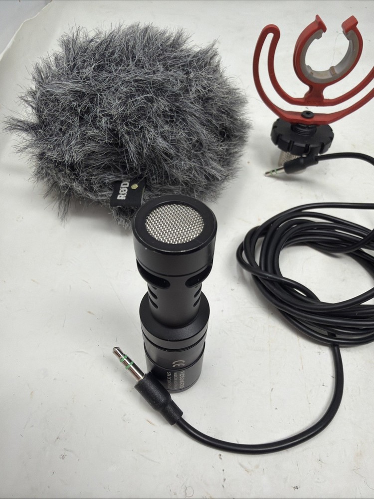 Rode VideoMicro On-Camera Mic: Shock Mount, Wind Screen and Extension Cable