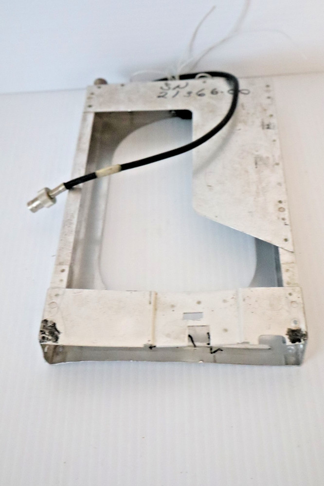 Bendix King KN 64 DME Mounting Tray & Connector