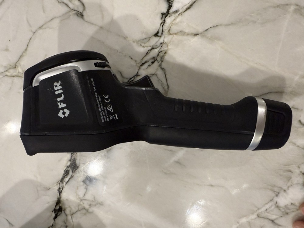 Flir E5 FLIR-E6390 9V Thermal Imaging Camera