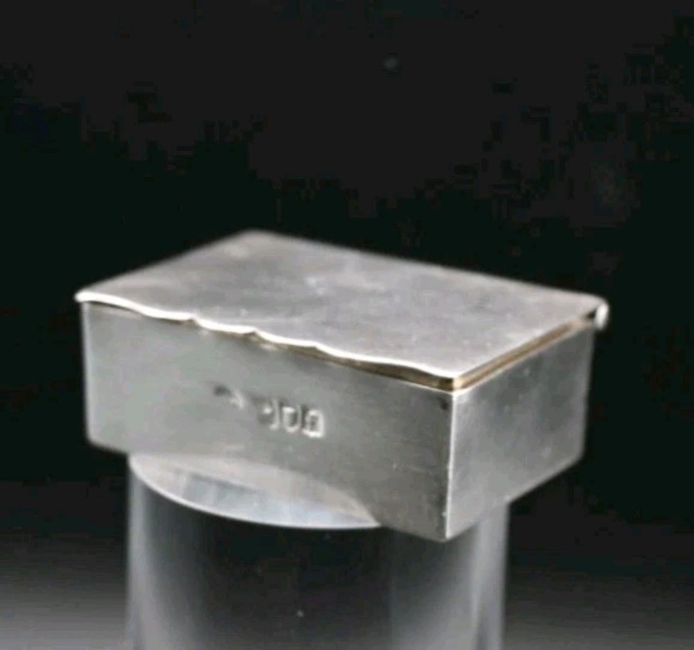 Antique Solid Silver Trinket Pill Ring Box William Comyns Mark C1901 Victorian