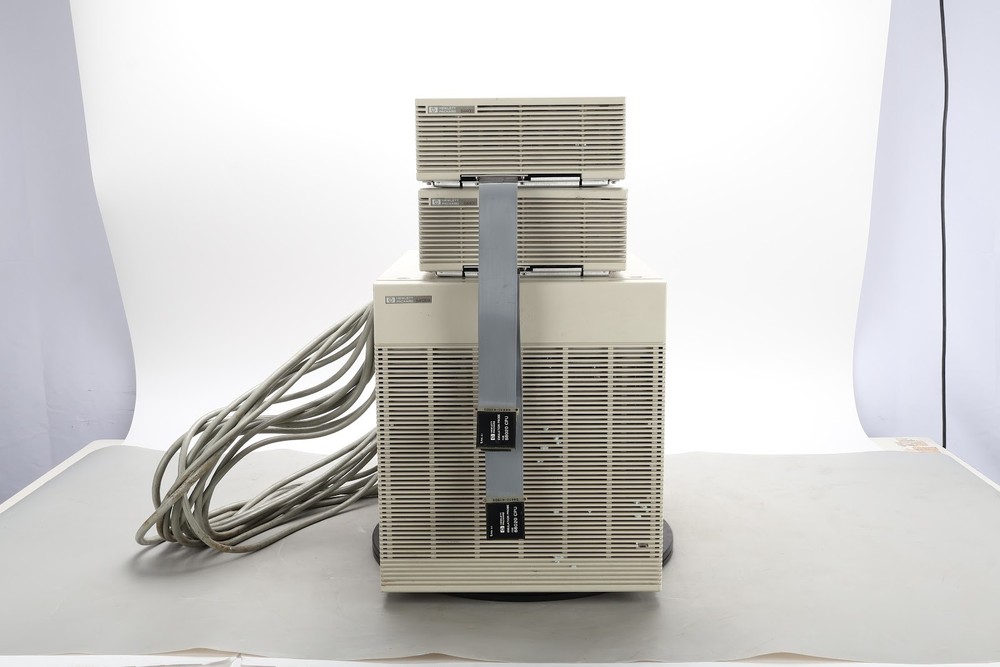 HP 64120A Card Cage for 64000 Logic Development System - Loaded