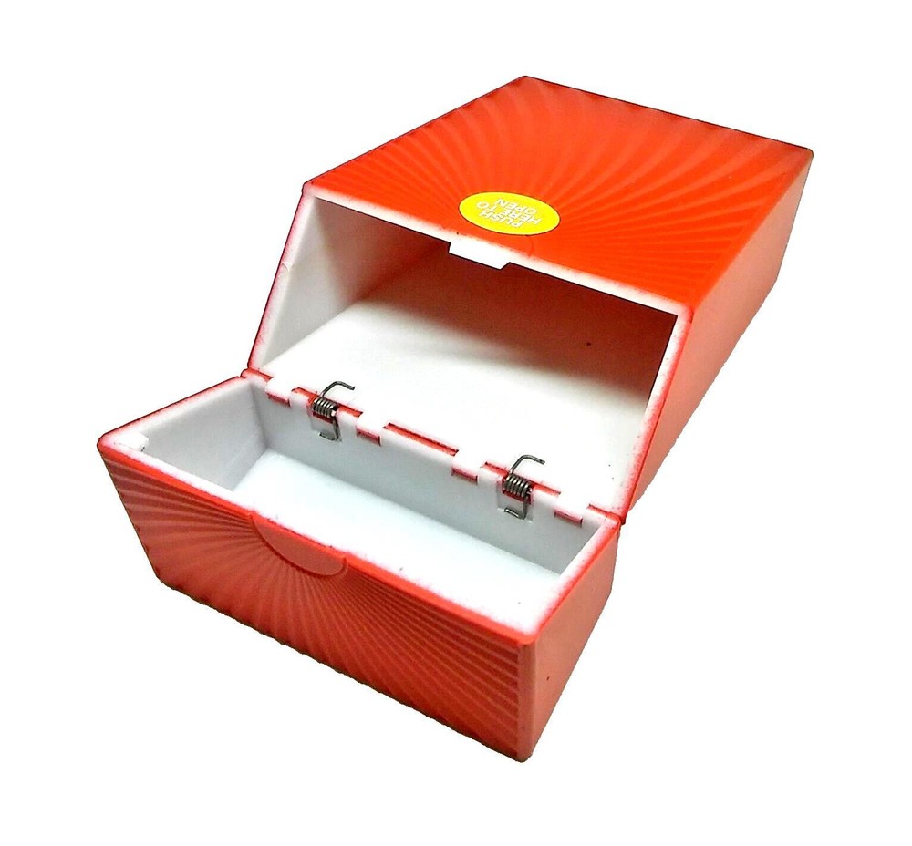 Fujima Red Sun Rise Design 100s Size Push-N-Open Button Cigarette Case