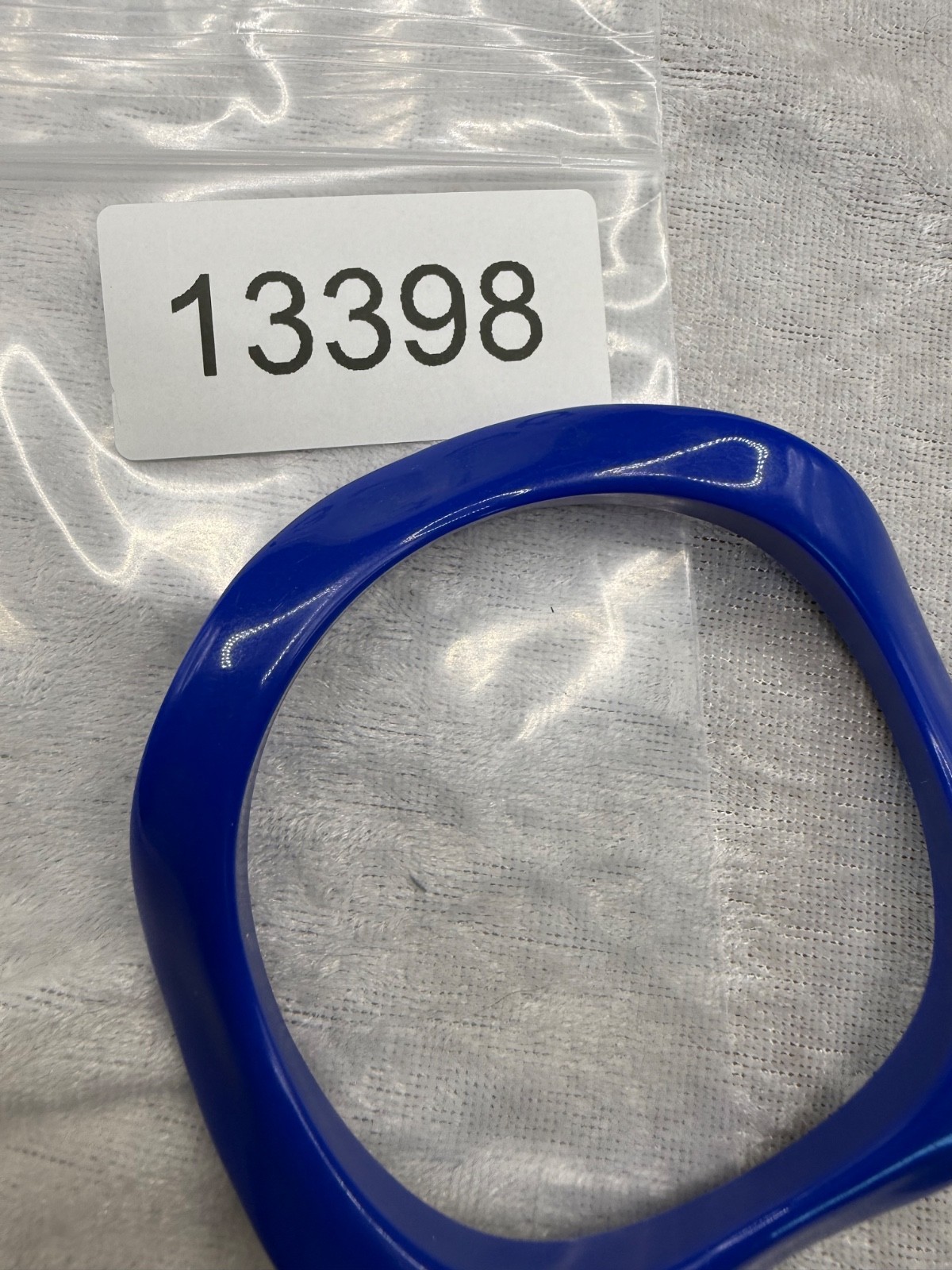 Vintage Bangle Bracelet Blue Acrylic Stack Wave 8”