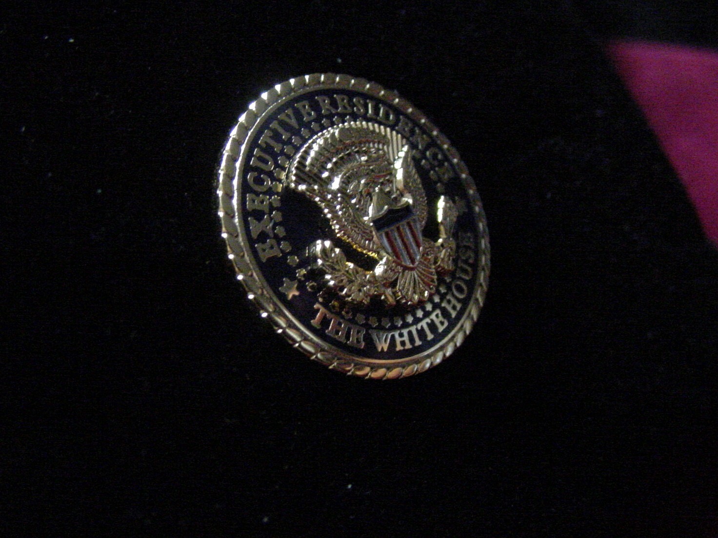 Presidential Official Issued White House Executive Residence Lapel Pin