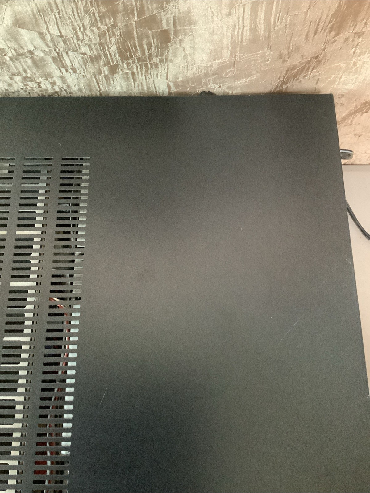 Denon AVR-2400 AV Receiver. See Pics And Description.