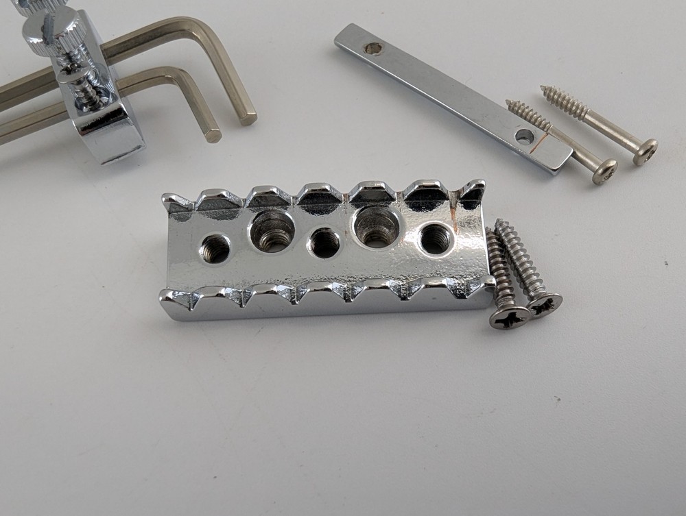 Licensed Floyd Rose WR3 Locking Nut & String Retainer & Wrench Chrome 43mm